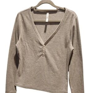 Fabletics Waffle Knit Thermal Henley Shirt Gray L Athleisure Casual Loungewear
